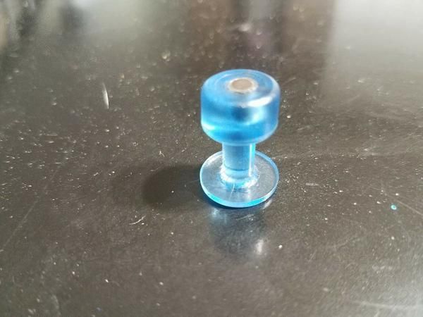 BL-27 Magnatabs Magnetized 25mm Black Ice Smooth Series Glue Tab